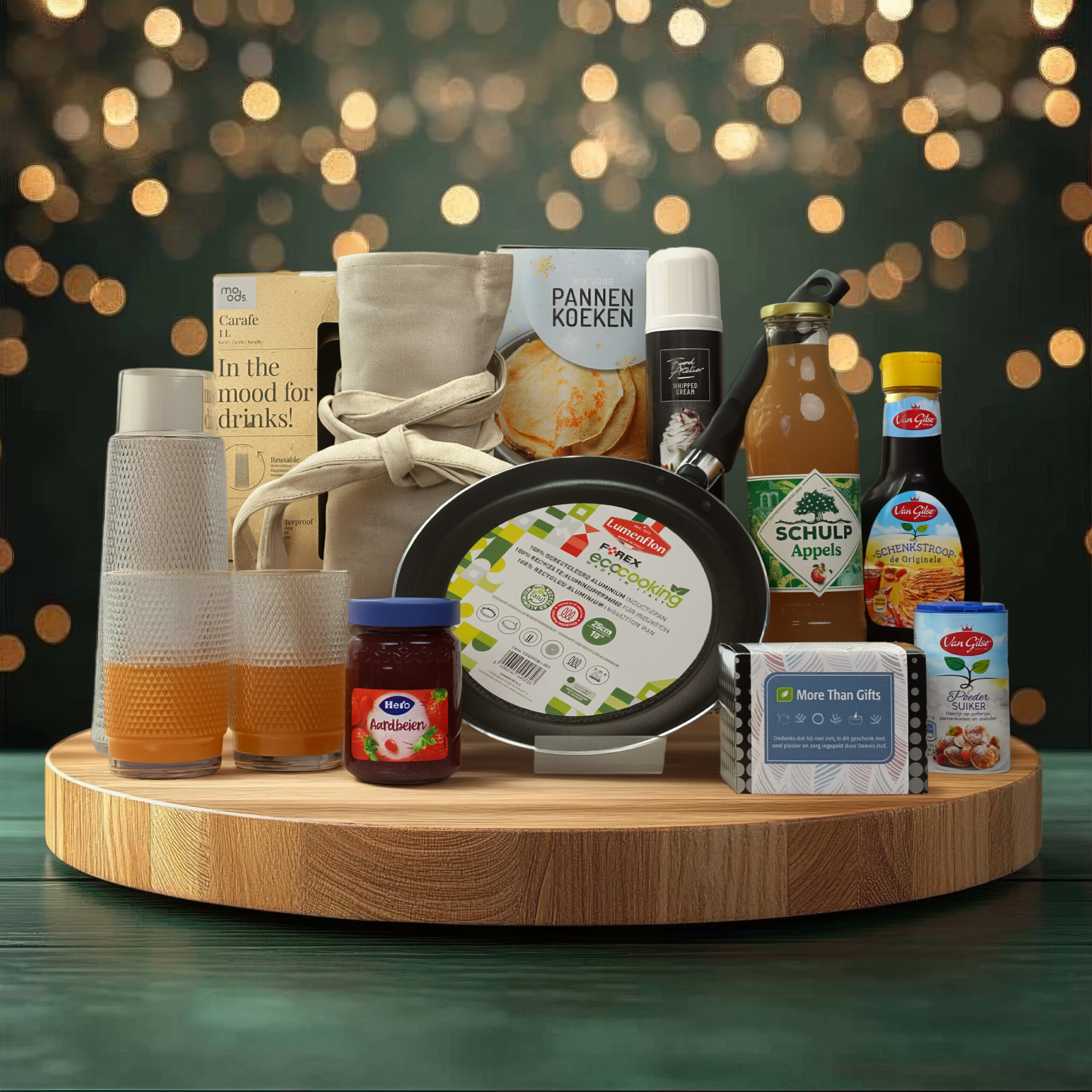 Elegant Wooden Round Platform with Festive Bokeh Background Perfect for Product Display or Holiday Presentation - More Than Gifts Heel Holland bakt