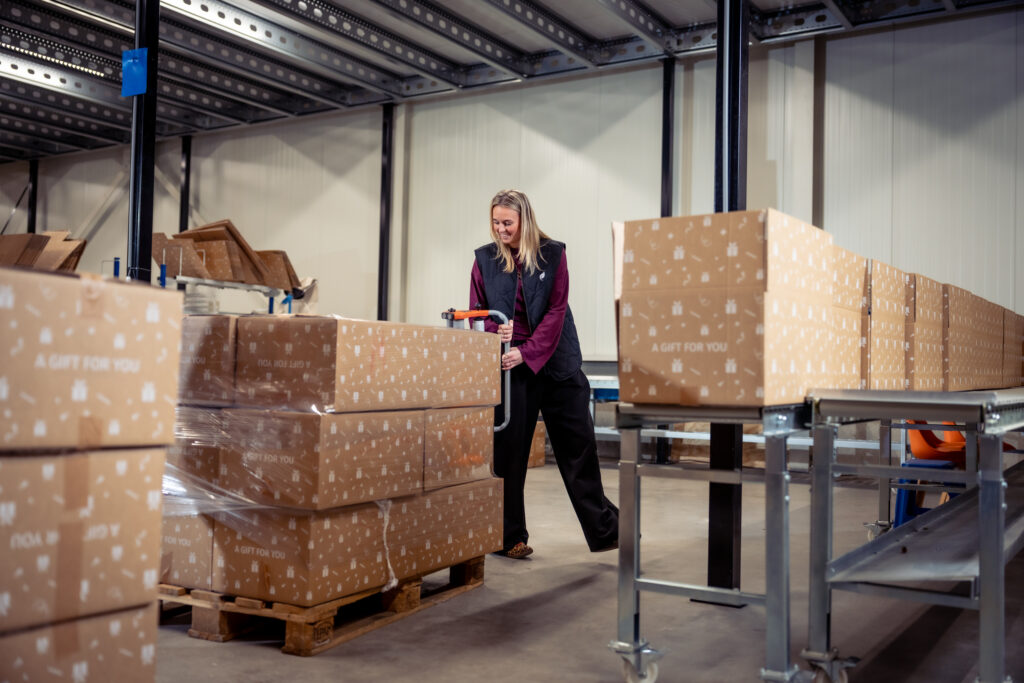Magazijnmedewerker More Than Gifts