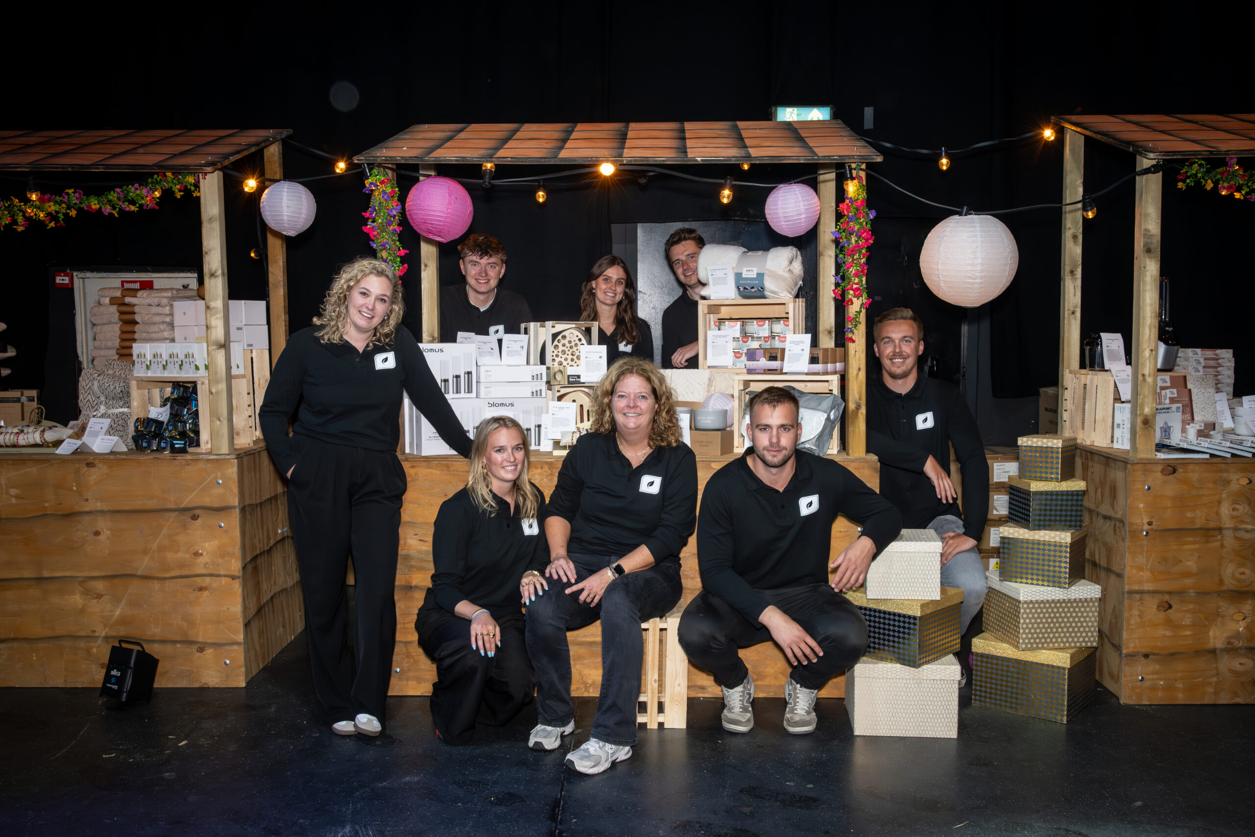 Kerstmarkt team van more than gifts